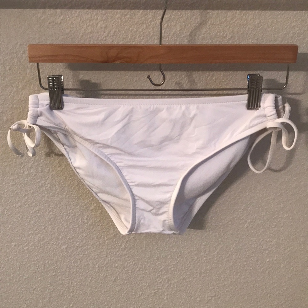 White swim bottom